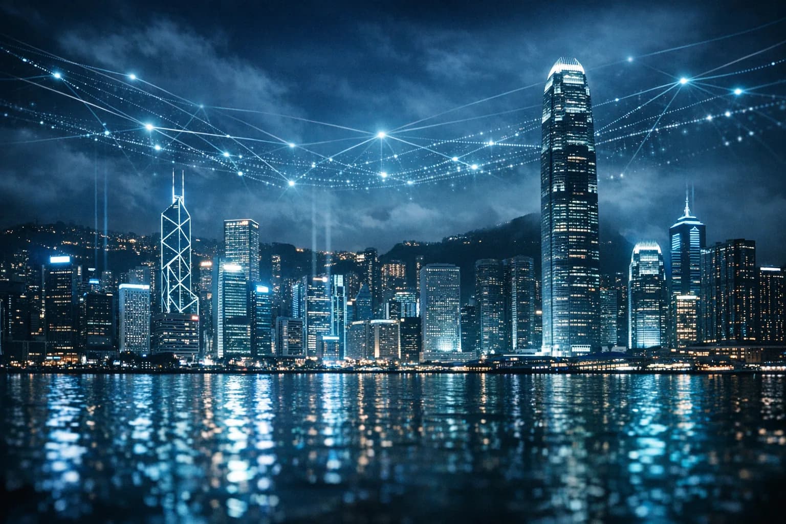 Hong Kongs skyline om aftenen med moderne højhuse, neon-lys og subtile digitale netværkslinjer over himlen